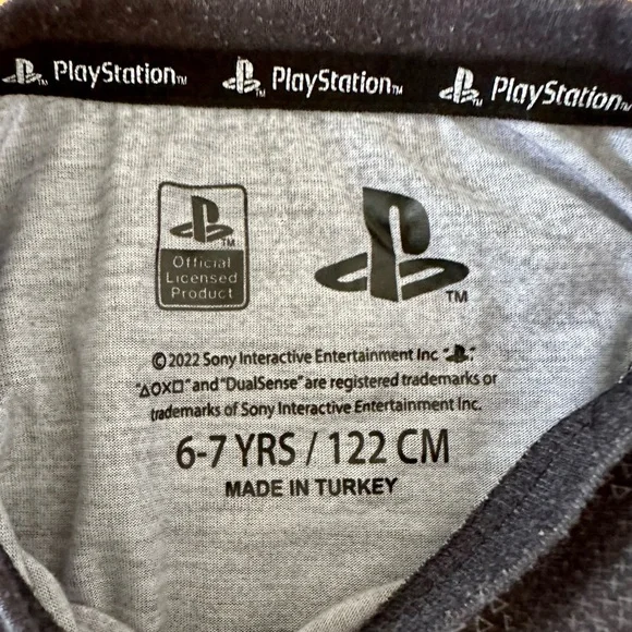 4 T-shirts - PlayStation, Arket, Jumping Beans & Nickelodeon Paw Patrol - Picture 4 of 15